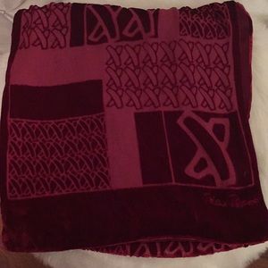 Scarf 🧣 Paloma Picasso Red velvet & Silk Oblong.
